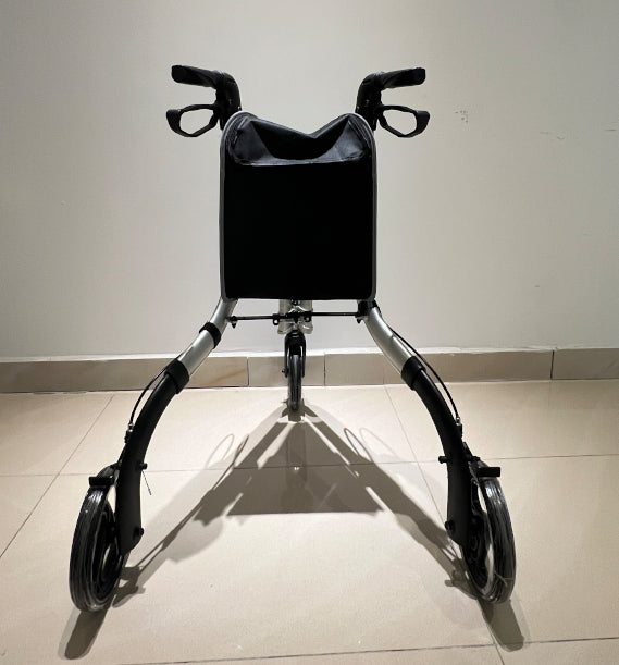 TRI WALKER